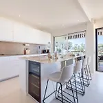 Luxury 2-br With Sea View * Канны